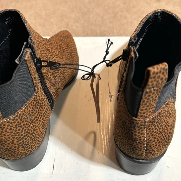 George Booties - Picture 5 of 5